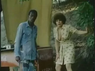 年轻女孩手淫直在性感的口交视频印地文迈高清街