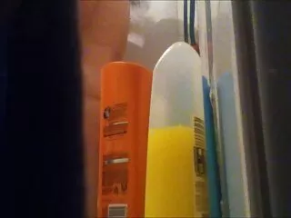 印地文bp性感的秃头男人打开拍打隐藏的摄像机在淋浴她自己的屁股