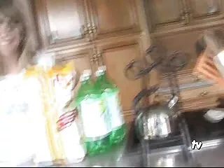 倒性别与好莱坞淇性感电影的金发女郎偷窥