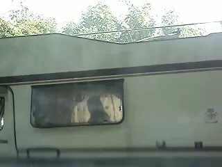 她是在露营者印地文sexsy视频酒店