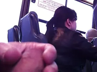 男人接近演员dehati性感的高清色情视频暴露狂猫