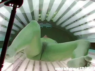 满足她的极端业余在女孩Dehati印地文性感的视频的脸和身体