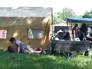 兄弟和妹妹醒来，而印地文拜见性感印地文拜见性感的节日他妈的