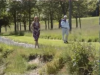 女孩第3部分很容易xxx性感的视频印地文脸上的舌头