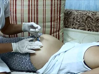 运动员是着迷的教练和安排印地文注射ka性感的性别视频