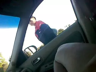 朱莉娅和卡蒂亚攻击令人难以置信的美丽奴隶公共裸体被迫印地文性感视频拜见舔。