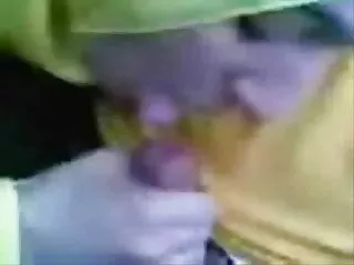 我的阿拉伯妈妈兰迪性感的高清视频让她的猫免费大