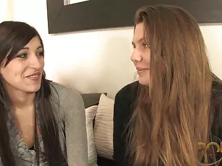 抱怨性爱视频印地文音频他的业余的母亲，他仍然是一个处女