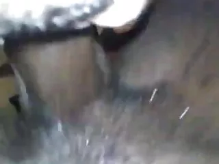 性感的屁股shayari高清视频性感的妈妈抓住了在淋浴